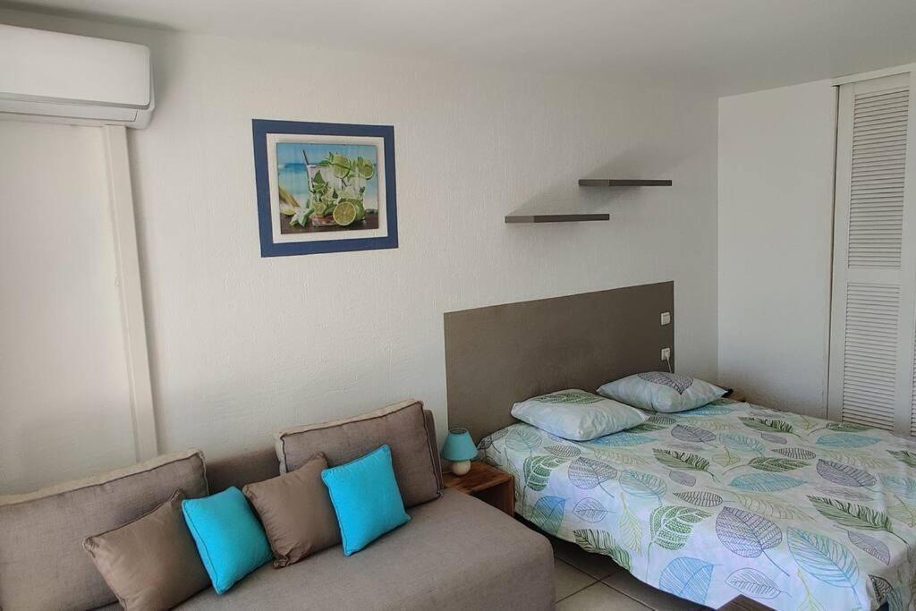 Parfum Des Iles - Vue Mer, Plage A 30M Et Piscine En Option Le Gosier  Exterior photo