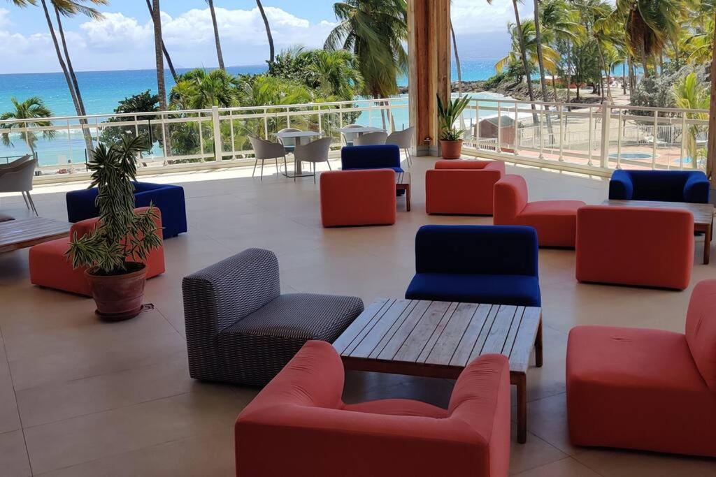 Parfum Des Iles - Vue Mer, Plage A 30M Et Piscine En Option Le Gosier  Exterior photo